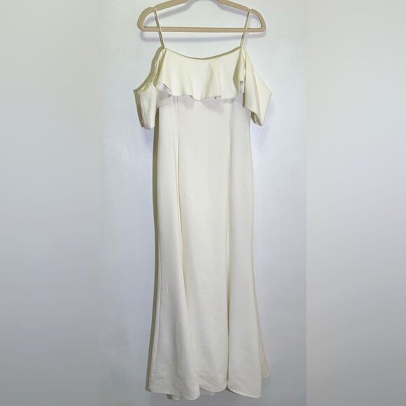 Eliza J - Off-White Off-the-Shoulder Ruffle Sleeves Maxi Dress Gown - size 12 - Picture 1 of 6